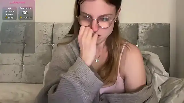 BustyKellyXXX online show from 04-09-26, 07:30