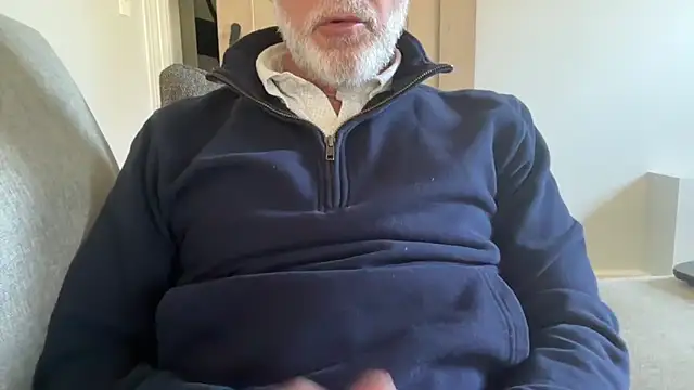 Snapshot of braselton06 chatting on 11-04-25, 03:44 braselton06 online show from 11-04-25, 03:44