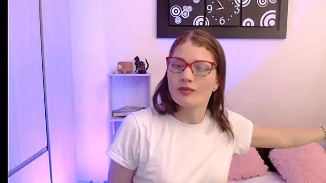 Camila-ventura online show from 06-12-26, 01:54