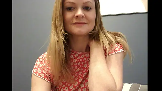 Snapshot of Ginger-bb chatting on 11-13-25, 06:45 Ginger-bb online show from 11-13-25, 06:45
