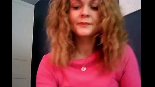 Snapshot of Ginger-bb chatting on 02-05-26, 07:35 Ginger-bb online show from 02-05-26, 07:35