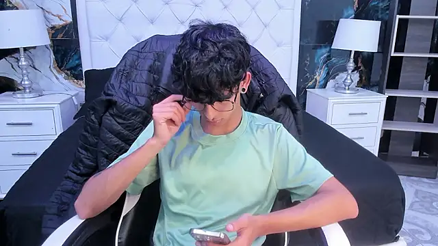 Ibratxandy online show from 03-19-26, 02:32