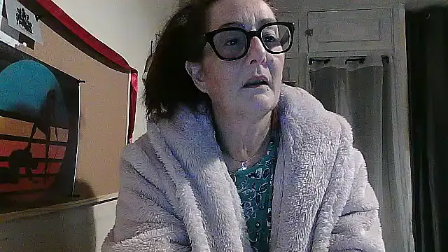 Mistress-Ivy51 online show from 11-25-25, 06:57