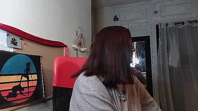 Mistress-Ivy51 online show from 12-05-25, 06:44