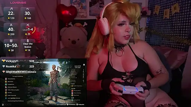 PixelKitty  online show from 04-08-26, 02:55