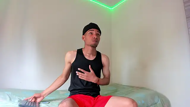 Snapshot of kenan_2601 chatting on 05-17-26, 04:25 kenan 2601 online show from 05-17-26, 04:25