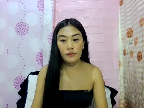 YourWildestDoll online show from 12-23-25, 09:29