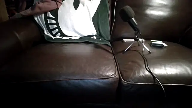 Snapshot of GayMITwink chatting on 11-12-25, 09:10 GayMITwink online show from 11-12-25, 09:10