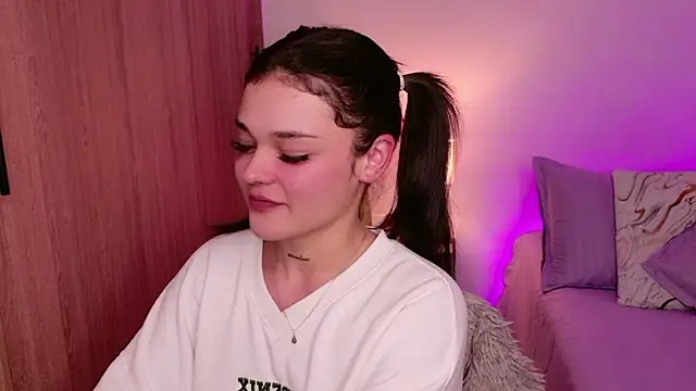 DulceDuarte online show from 01-11-26, 04:50