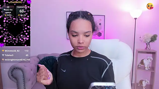 Ayshel cooperr online show from 10-19-25, 03:18