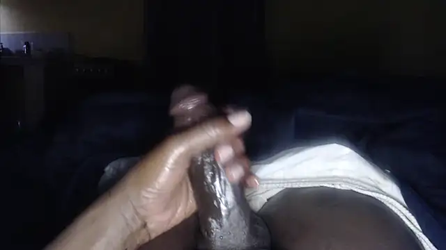 Snapshot of MMamiSexy chatting on 11-19-25, 04:45 MMamiSexy online show from 11-19-25, 04:45