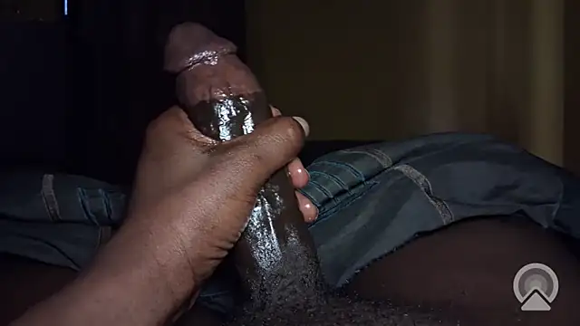 Snapshot of MMamiSexy chatting on 02-13-26, 07:48 MMamiSexy online show from 02-13-26, 07:48