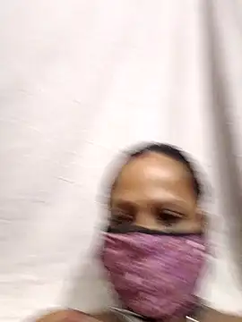 Snapshot of shalubhabhi69 chatting on 11-06-25, 07:04 shalubhabhi69 online show from 11-06-25, 07:04