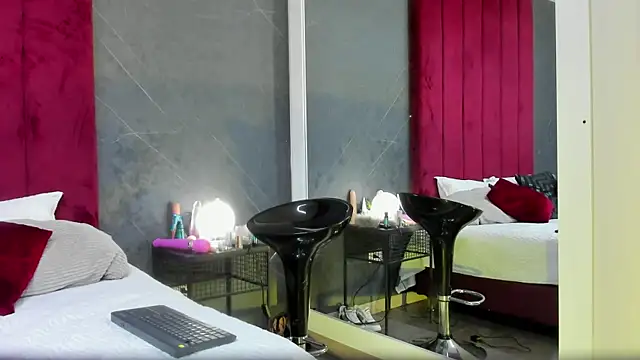 SiennaMonroe  online show from 09-27-25, 05:40