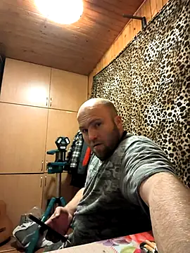 fbsinfo online show from 10-27-25, 02:26