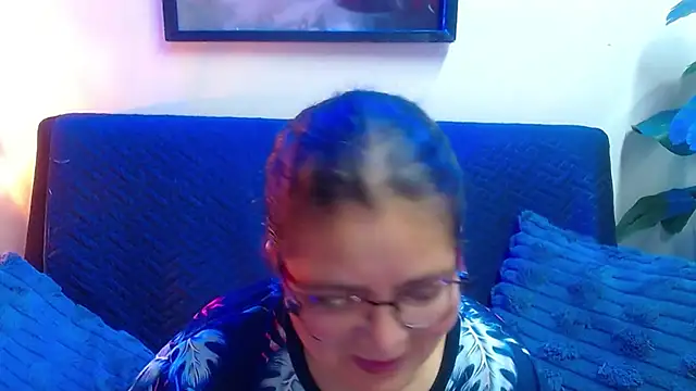 Linda banks  online show from 05-09-26, 01:44