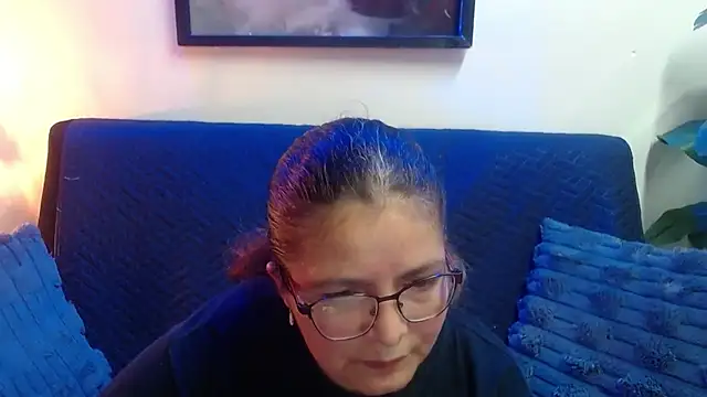 Linda banks  online show from 05-10-26, 01:55