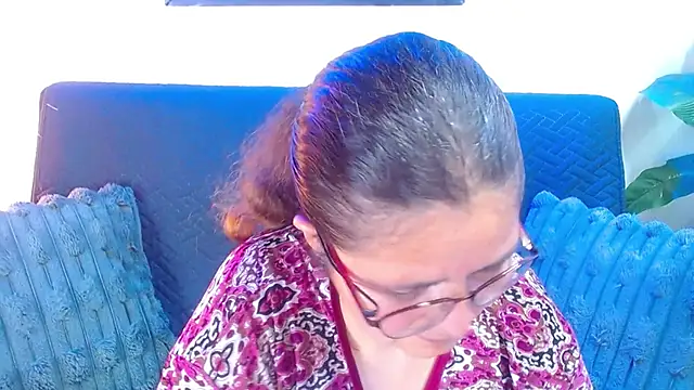 Linda banks  online show from 05-20-26, 01:12