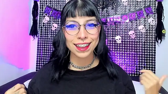 Rose 72 online show from 10-18-25, 07:47