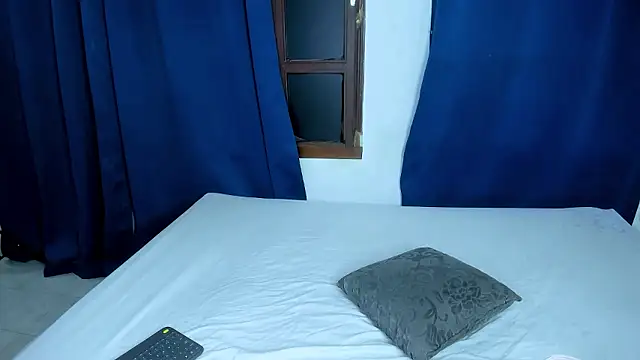 nahomy ryans online show from 01-11-26, 02:38