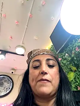 hotadhara01 online show from 10-25-25, 06:46