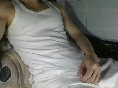 malacobi0 online show from 01-17-26, 04:11