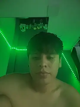 Kailertwink online show from 04-21-26, 03:13