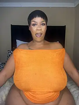 THICKBUNNYCHICKxxx online show from 01-09-26, 09:05