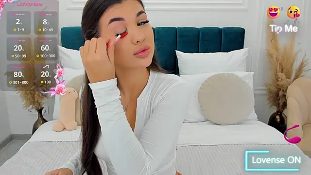 MonCarla online show from 10-13-25, 05:29