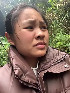 NhuFox online show from 03-06-26, 10:34