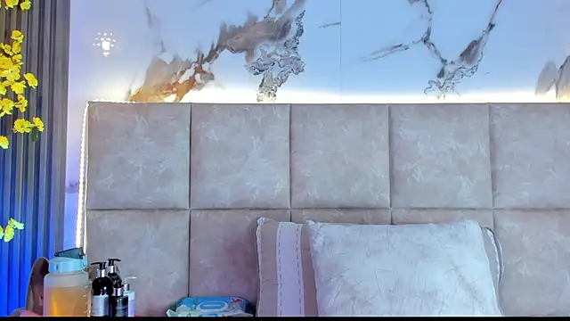 Snapshot of KarolBlanco chatting on 07-01-26, 07:24 KarolBlanco online show from 07-01-26, 07:24