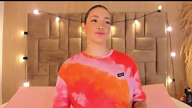 Snapshot of ClaradelMar chatting on 11-28-25, 10:40 ClaradelMar online show from 11-28-25, 10:40