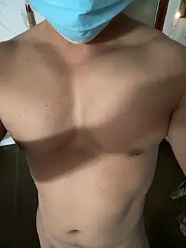Snapshot of Huynh-duc-huy chatting on 05-29-26, 04:38 Huynh-duc-huy online show from 05-29-26, 04:38