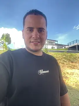 Pablo EscobarGomez online show from 12-18-25, 06:14