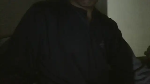 Snapshot of Leus1 chatting on 05-29-26, 06:22 Leus1 online show from 05-29-26, 06:22