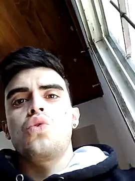 Snapshot of Rodrigo99_9 chatting on 03-25-26, 03:07 Rodrigo99 9 online show from 03-25-26, 03:07