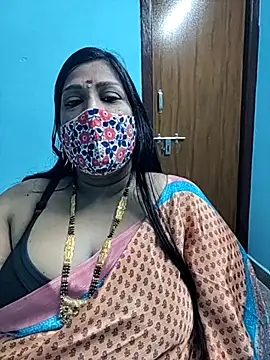 Snapshot of sutari84 chatting on 09-16-25, 02:45 sutari84 online show from 09-16-25, 02:45