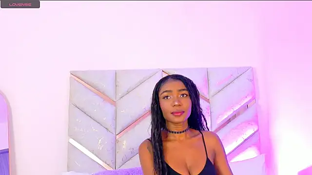 Snapshot of AlanaDoll chatting on 07-28-26, 02:24 AlanaDoll online show from 07-28-26, 02:24