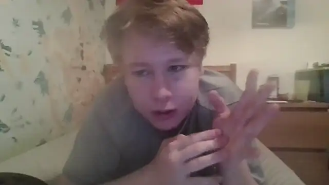 Snapshot of TomasCramp chatting on 04-19-26, 11:31 TomasCramp online show from 04-19-26, 11:31