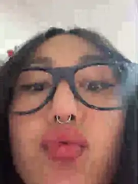 saranghae  online show from 04-19-26, 08:33