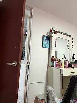 saranghae  online show from 04-22-26, 01:41