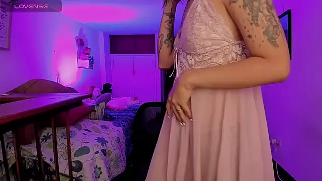 atenea dragon   online show from 11-06-25, 08:43