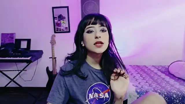 atenea dragon   online show from 03-15-26, 07:20