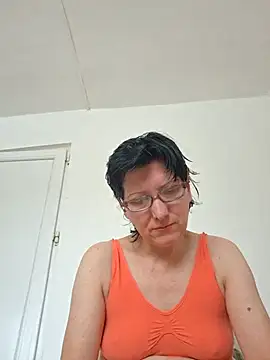 Vera Elle online show from 01-19-26, 07:56