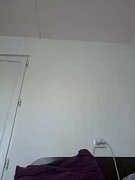 Vera Elle online show from 04-16-26, 04:19