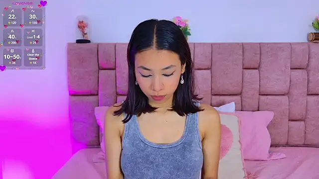 ScarlettLuxe online show from 12-04-25, 07:22