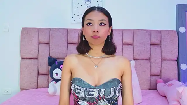 ScarlettLuxe online show from 03-11-26, 08:04