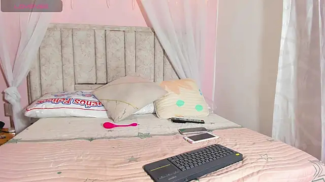 Rachellcooperrr online show from 09-25-25, 09:18