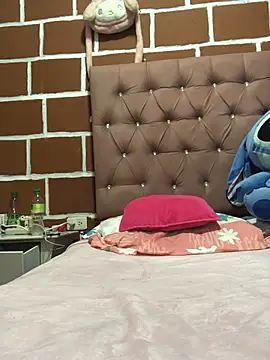 Rachellcooperrr online show from 03-11-26, 12:27