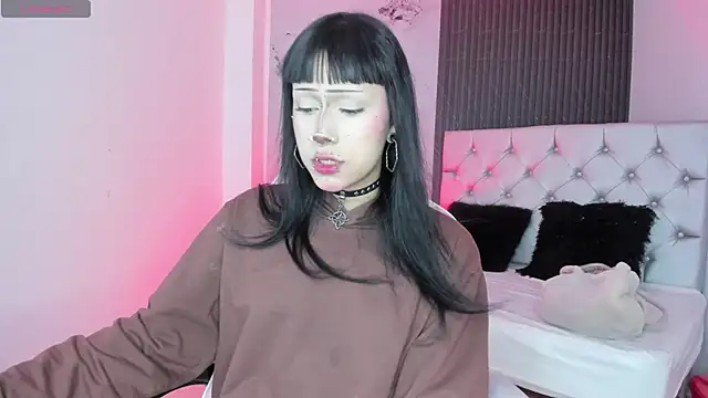 chloesagee online show from 10-26-25, 10:36